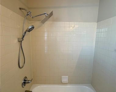 5712 Viberti Court - Photo Thumbnail 20