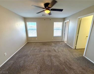 5712 Viberti Court - Photo Thumbnail 13