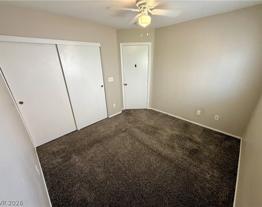 5712 Viberti Court - Photo Thumbnail 25
