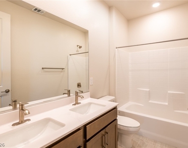12059 Arrebol Avenue - Photo Thumbnail 31