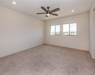 12059 Arrebol Avenue - Photo Thumbnail 29