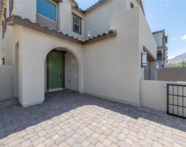 12059 Arrebol Avenue - Photo Thumbnail 3