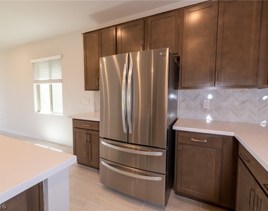 12059 Arrebol Avenue - Photo Thumbnail 15