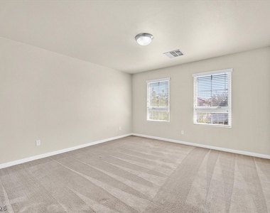 6524 Baroque Avenue - Photo Thumbnail 17