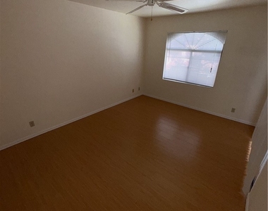 8455 W Sahara Avenue - Photo Thumbnail 9