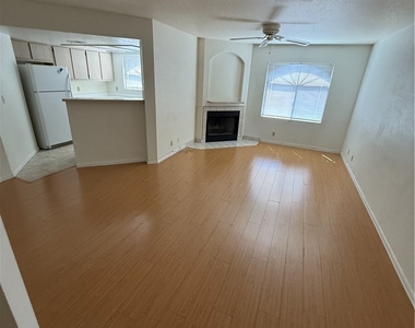 8455 W Sahara Avenue - Photo Thumbnail 3