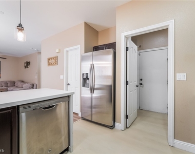 1179 Antoinette Street - Photo Thumbnail 3
