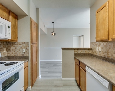 6650 W Warm Springs Road - Photo Thumbnail 19