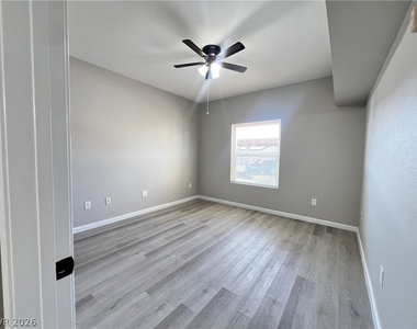 6650 W Warm Springs Road - Photo Thumbnail 10