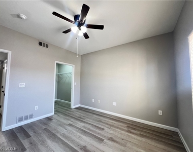 6650 W Warm Springs Road - Photo Thumbnail 11