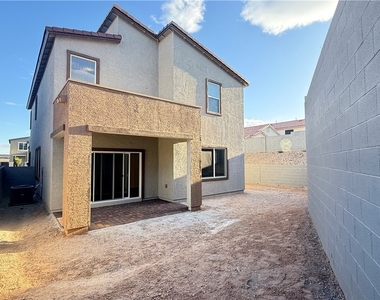 8388 Caldera Hills Avenue - Photo Thumbnail 32