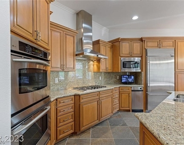 1447 Foothills Village Drive - Photo Thumbnail 17