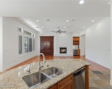 1447 Foothills Village Drive - Photo Thumbnail 18