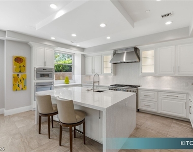 9101 Alta Drive - Photo Thumbnail 24