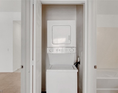 31 E Agate Avenue - Photo Thumbnail 27