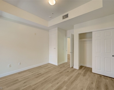 31 E Agate Avenue - Photo Thumbnail 22