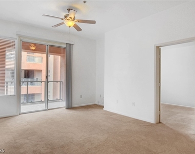 31 E Agate Avenue - Photo Thumbnail 5