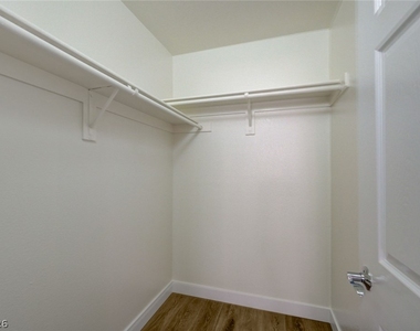 31 E Agate Avenue - Photo Thumbnail 19
