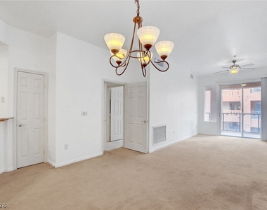 31 E Agate Avenue - Photo Thumbnail 10
