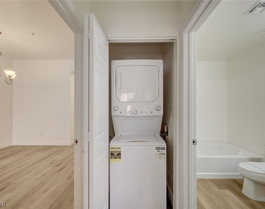 31 E Agate Avenue - Photo Thumbnail 24
