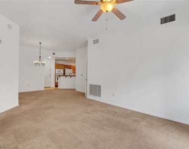31 E Agate Avenue - Photo Thumbnail 3