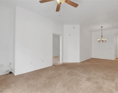 31 E Agate Avenue - Photo Thumbnail 4