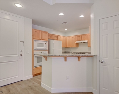 31 E Agate Avenue - Photo Thumbnail 9