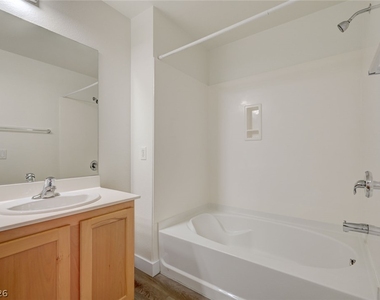 31 E Agate Avenue - Photo Thumbnail 17