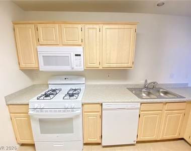 10171 Rocky Tree Street - Photo Thumbnail 12