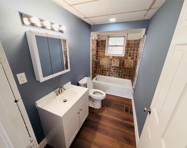528 Chenango Street - Photo Thumbnail 9