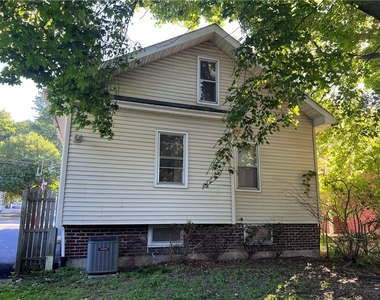 127 W Main Street - Photo Thumbnail 11