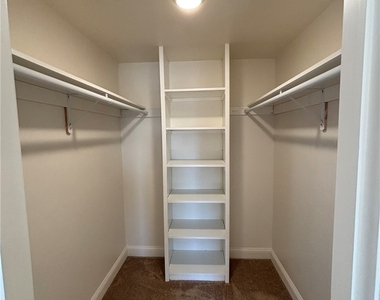 1335 Millersport Highway - Photo Thumbnail 8