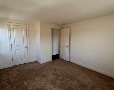 1335 Millersport Highway - Photo Thumbnail 7