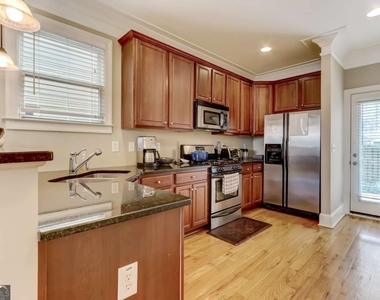 345 Chastain Street Se - Photo Thumbnail 7