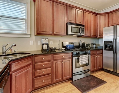 345 Chastain Street Se - Photo Thumbnail 8