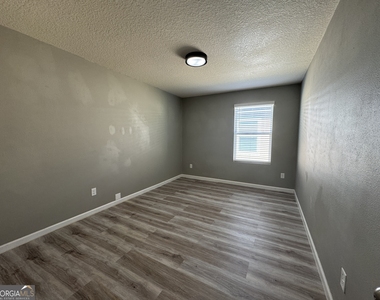 217 Brooklet Circle - Photo Thumbnail 5