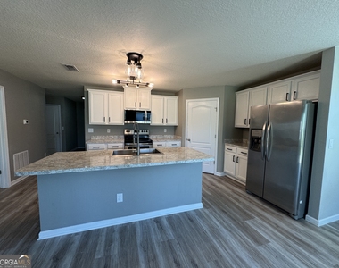 217 Brooklet Circle - Photo Thumbnail 10