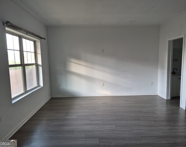 1506 Charcoal Ives Road - Photo Thumbnail 23