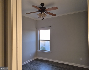 1506 Charcoal Ives Road - Photo Thumbnail 30