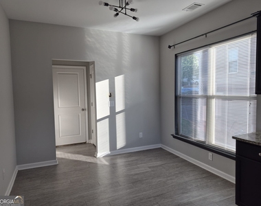 1506 Charcoal Ives Road - Photo Thumbnail 13