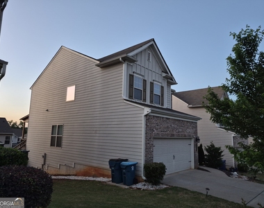 1506 Charcoal Ives Road - Photo Thumbnail 2