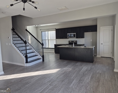 1506 Charcoal Ives Road - Photo Thumbnail 11