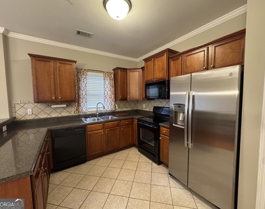 255 Oconee River Circle - Photo Thumbnail 11