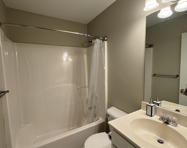 255 Oconee River Circle - Photo Thumbnail 18