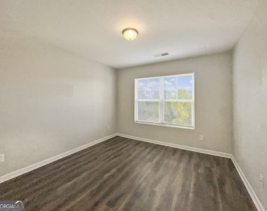 230 Daisy Circle - Photo Thumbnail 13