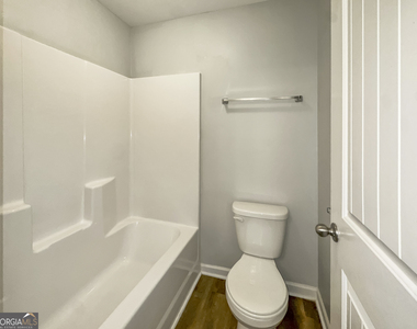 230 Daisy Circle - Photo Thumbnail 15