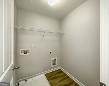 230 Daisy Circle - Photo Thumbnail 7