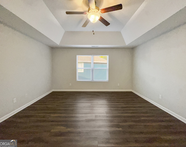 230 Daisy Circle - Photo Thumbnail 9