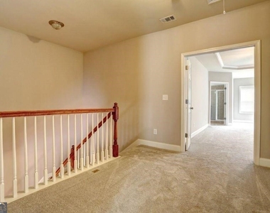 12820 Doe Drive - Photo Thumbnail 14