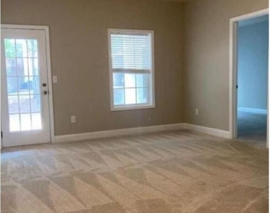 12820 Doe Drive - Photo Thumbnail 24
